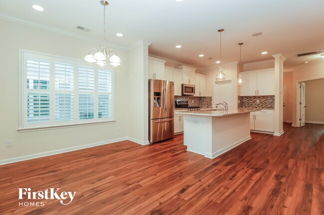 Photo - 1655 Emmets Rd