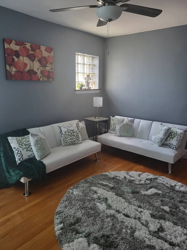 Photo - 6926 Natural Bridge Rd Unidad 2