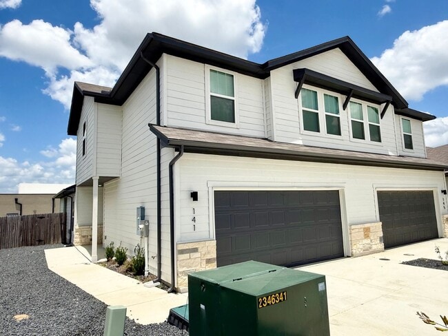 Photo - Large newly constructed luxury townhome