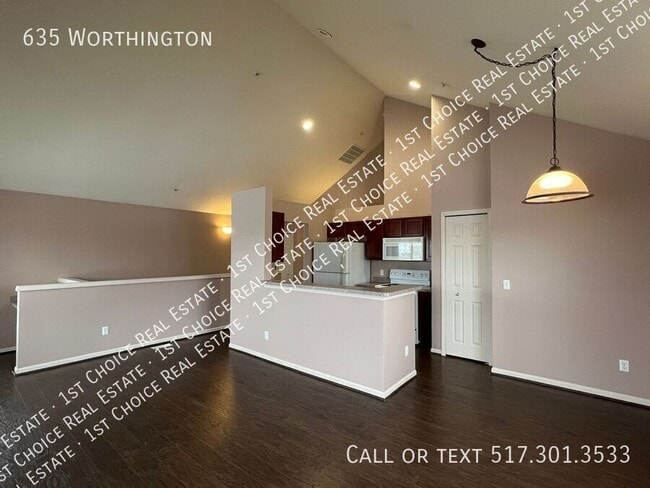 Photo - 635 Worthington-