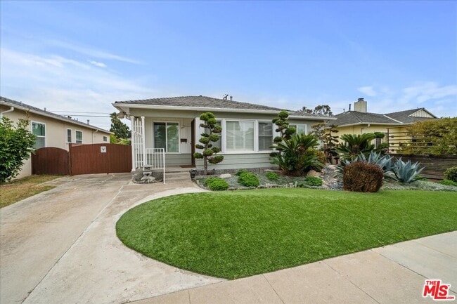 Photo - 12468 Rubens Ave House