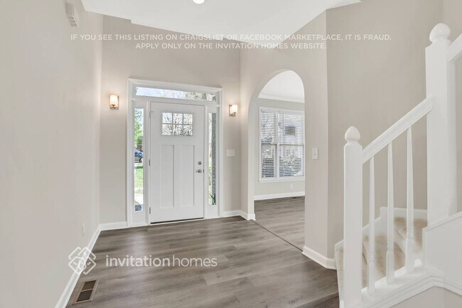 Photo - 4894 Day Lily Way