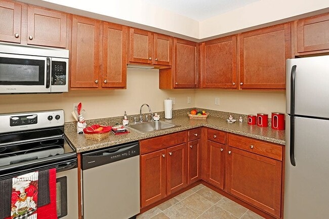 LAKE VILLAGE APARTMENTS