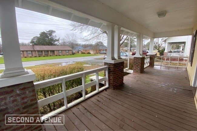 Photo - 1416 Herrington Rd