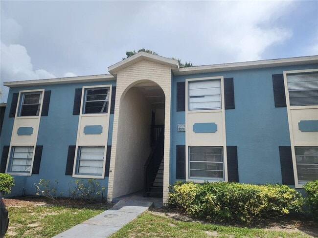 Photo - 2503 N Alafaya Trail Unit 1