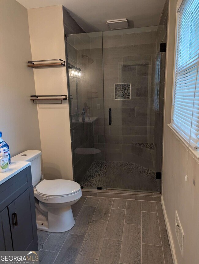 Photo - 4754 Winthrop Dr