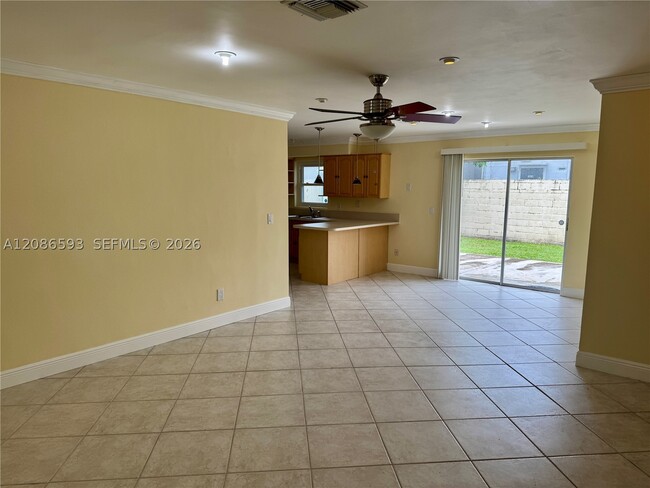 Photo - 1611 NE 35th St