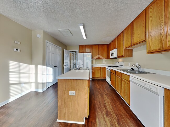 Photo - 2112 Haig Point Way