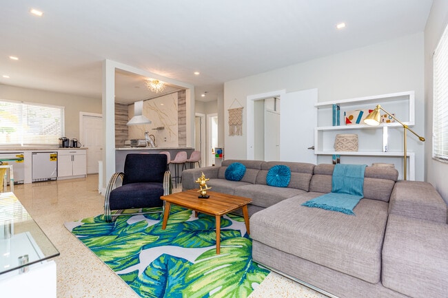 Photo - 1029 79th St