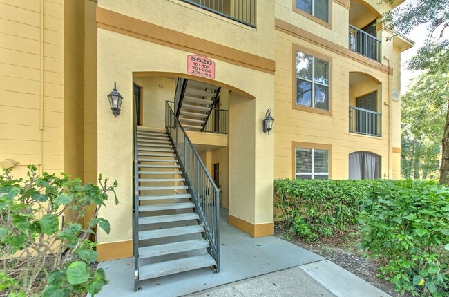 Building Photo - 5620 Pinnacle Heights Cir