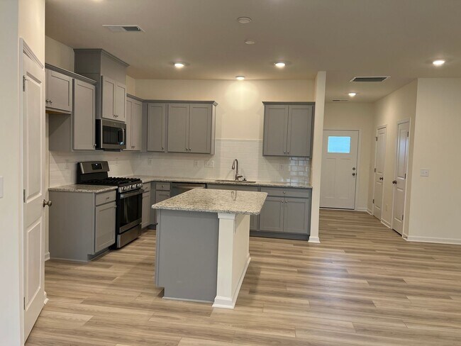 Photo - Beautiful Townhome