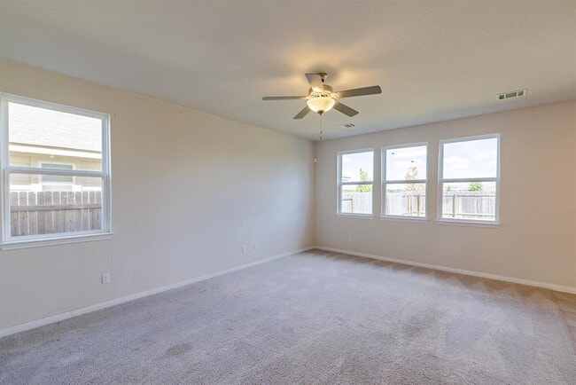 Photo - 132 Skycroft Cir