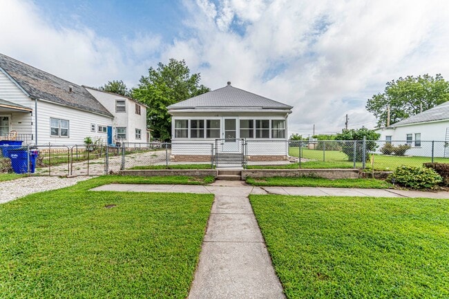 Single Family Home - Single Family Home