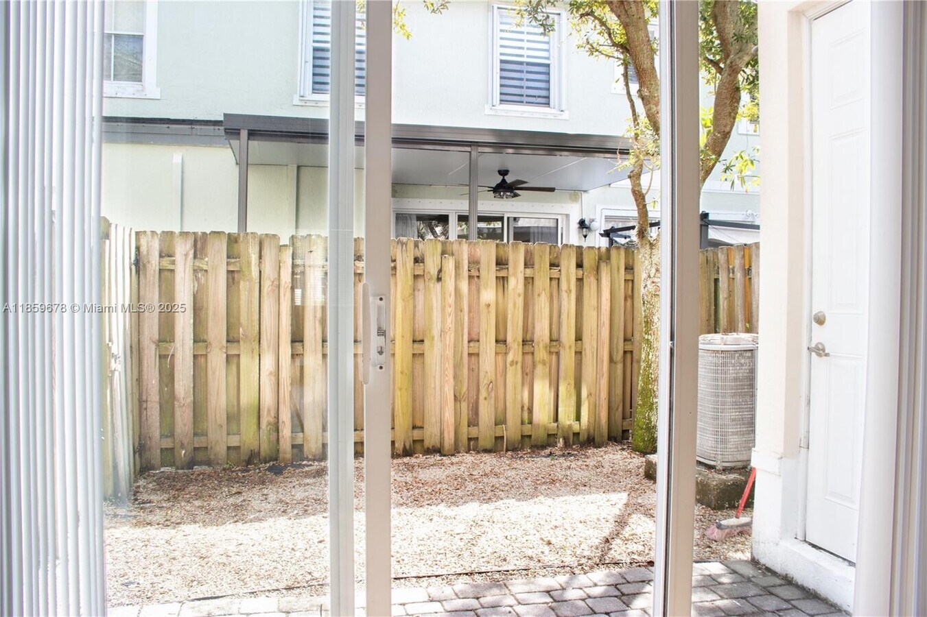 Photo - 153 SE 28th Pl Townhome