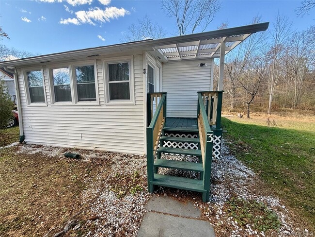 Photo - 1 Royal Acres Dr Unit 3