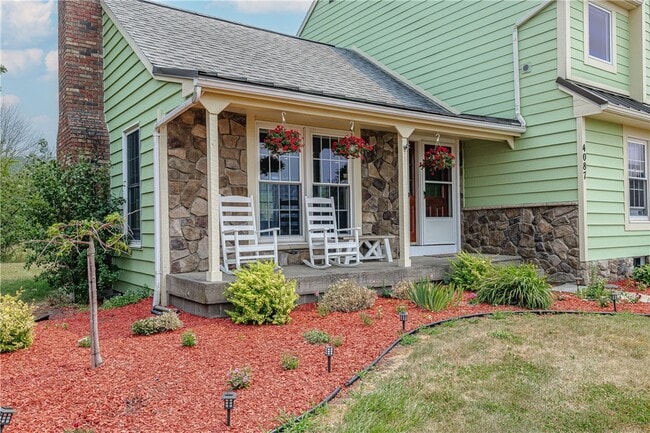 Photo - 4087 E Lake Rd