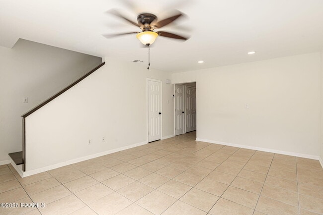 Photo - 100 Winchester Dr Unit 309