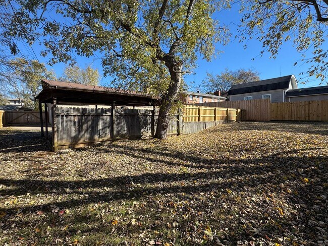 Photo - Nice ranch on basement in Charlotte Park