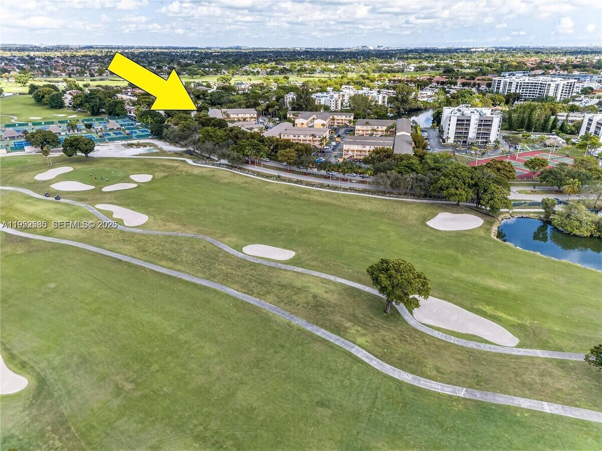 Photo - 6235 SW Kendale Lakes Cir Unit 134