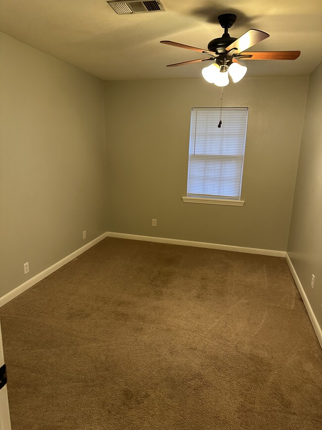 Photo - 41416 Brown Rd