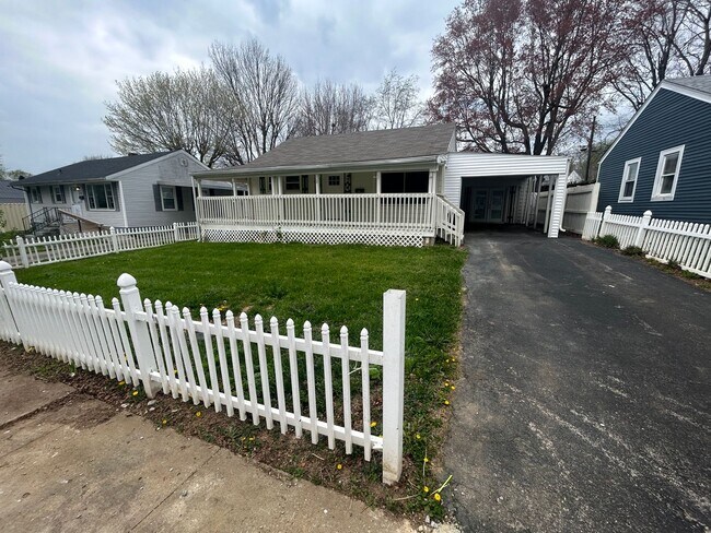 New 4 bedroom, 2 bathroom home for rent in... - New 4 bedroom, 2 bathroom home for rent in...