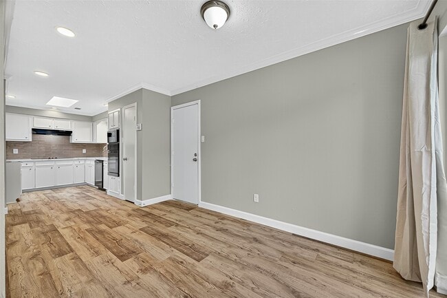 Photo - 3019 Jenny Dr