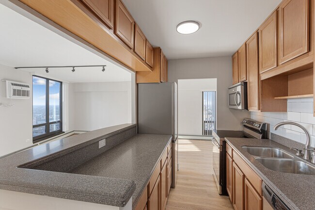 Photo - 6166 N Sheridan Rd Unit 26K
