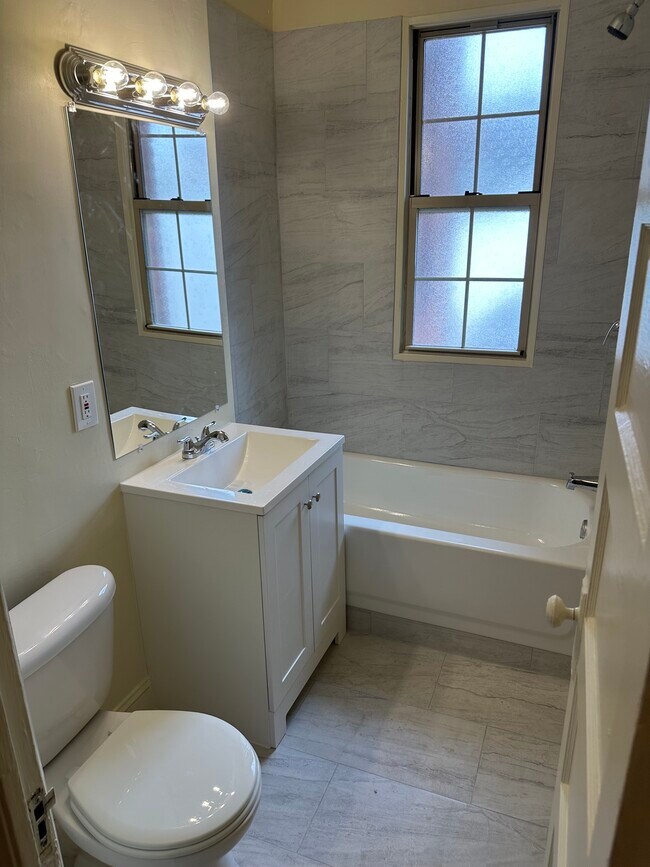 Photo - 1811-1815 S St NW