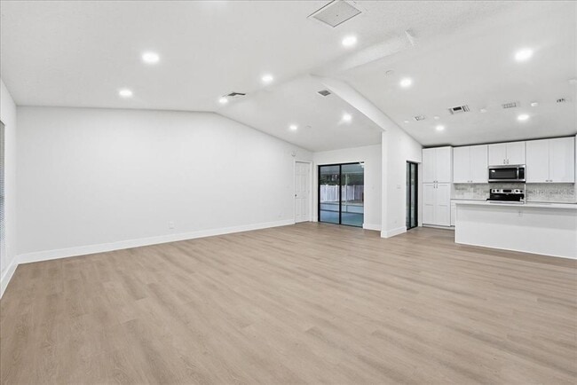 Photo - 10619 Abingdon Chase