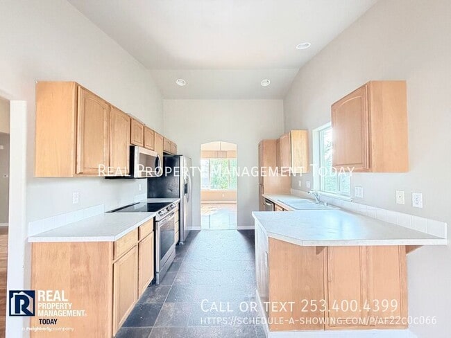 Photo - 18610 85th Ave E