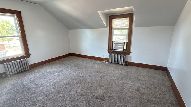 Photo - 120 6th St E Unit 120 6th ST E #6