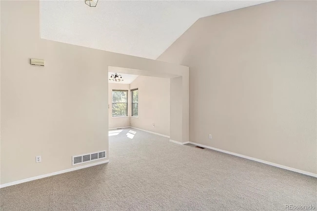 Photo - 248 Inverness St