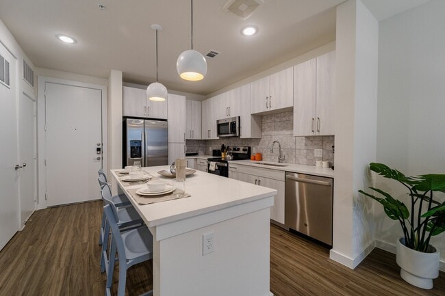 Warehouse District Apartments Kitchen
