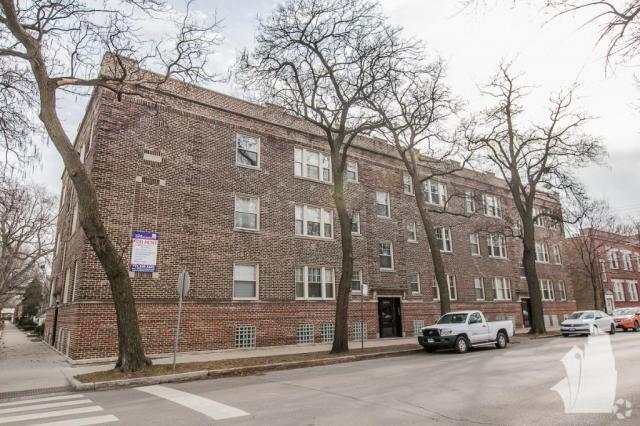 Building Photo - 2 bedroom in Chicago IL 60657 Unit 3449-2 Rental