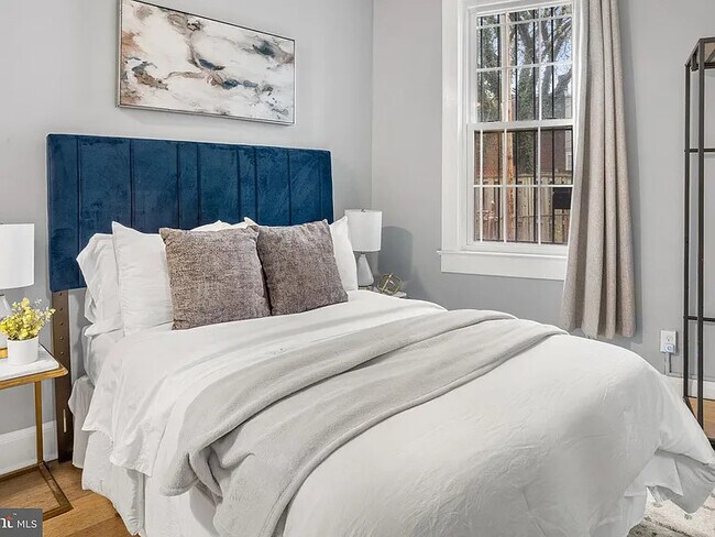 Photo - 1125 Maryland Ave NE Unidad 6