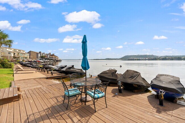 Photo - 104 Cove E Unit 106