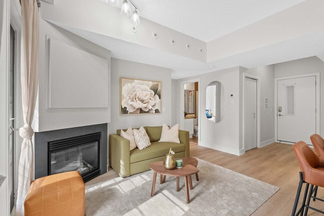 Photo - 1235-1213 13 Ave SW Unit SI ID1303229P