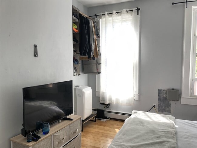 Photo - 466 Monmouth St Unit 2R