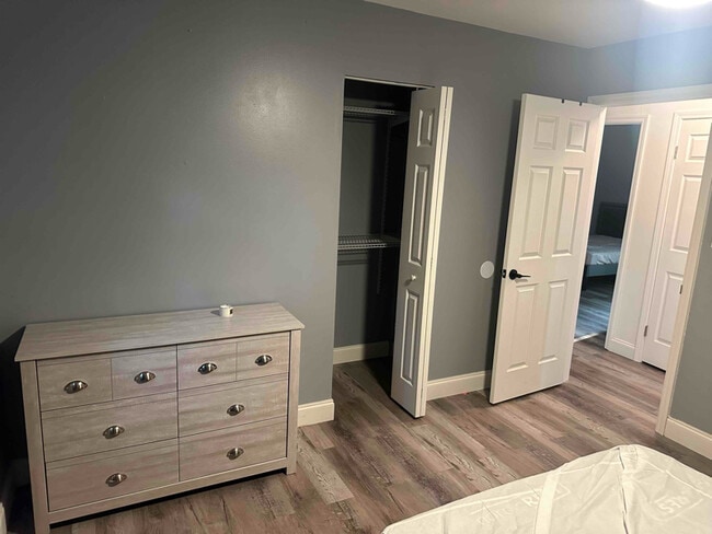 Photo - 905 Colquitt Cir