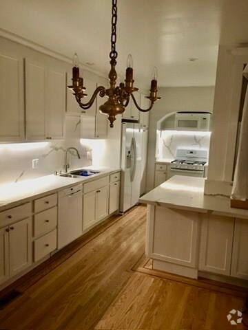 Building Photo - 3426 16th St Rental