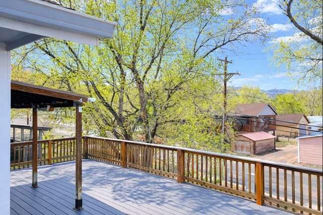 Photo - 2509 Wheeler Ave Unit A