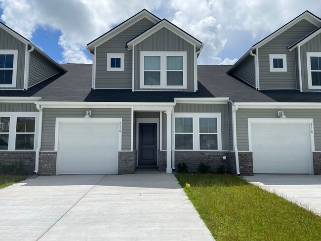 Building Photo - 2114 Northwest Dr