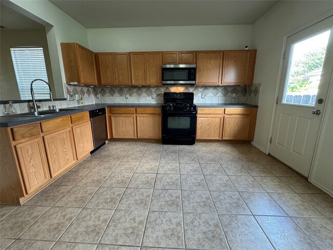 Photo - 9714 Coyote Creek Dr