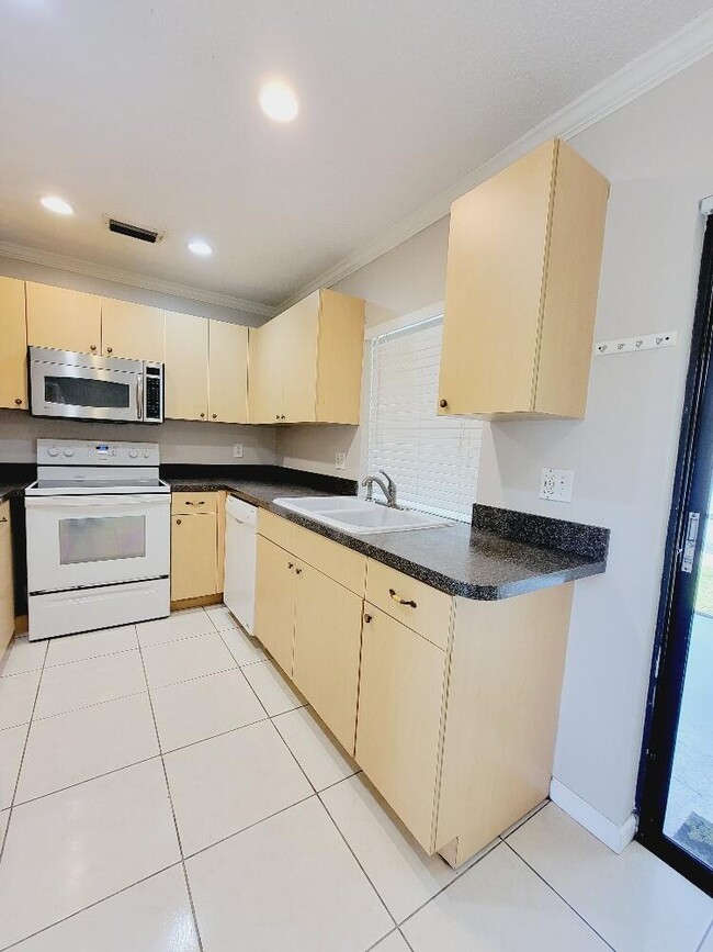 Photo - 12785 Peconic Ct