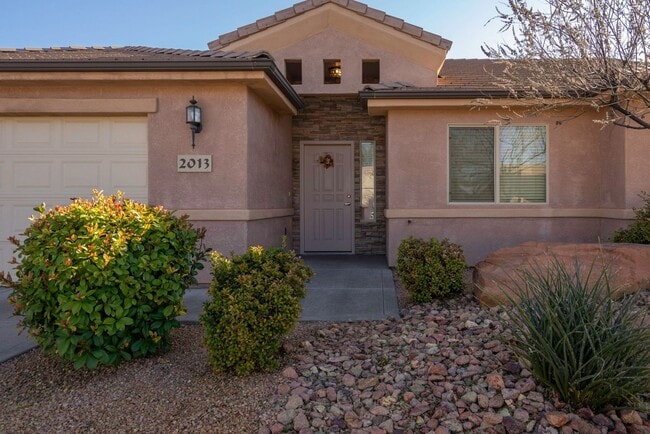 Photo - Beautiful 3 Bedroom Home Near Snow Canyon Parkway