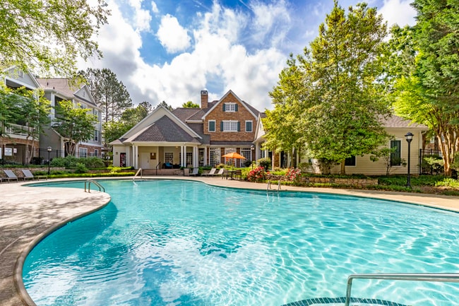 Photo - The Lodge at Mallard Creek Apartments