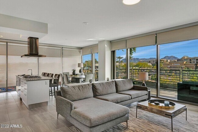 Building Photo - 7180 E Kierland Blvd Unit 208 Rental