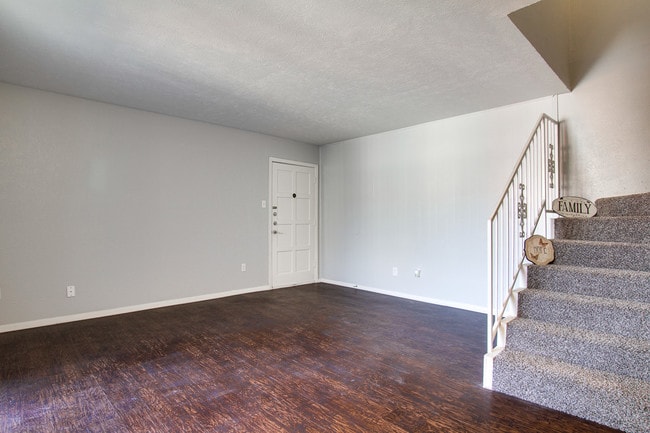 Landen Apartment Homes