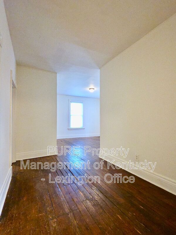 Photo - 168 Woodland Ave Unit 4