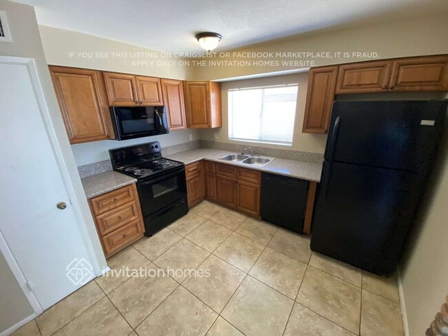 Photo - 4424 W Caron St